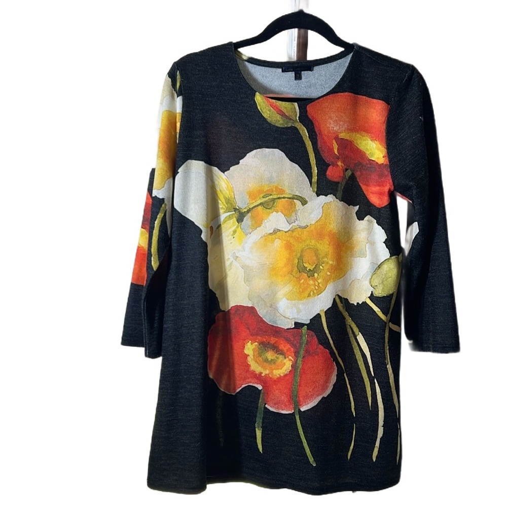 Stunning sweater size M